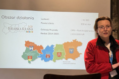 Jurajska Kraina esitlus Lossi restorani saalis